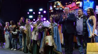La reina, la topo, el baño y la corona: autopsia de una elección tramposa