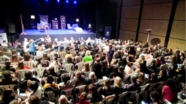 Ovación y emoción en la Sala Teatrantes: el Nevadas Escénicas vivió una noche memorable