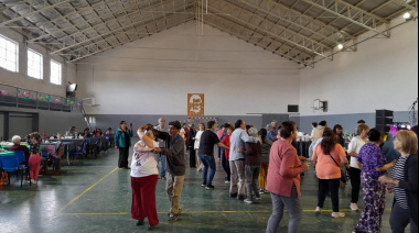 Celebración y política se entrelazan en el Día de los Adultos Mayores en Bariloche
