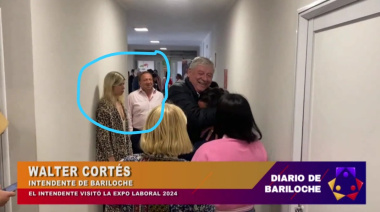 (VIDEO) El intendente Cortés mintió: un video lo muestra caminando con Ferrari, el condenado por lavado que negó conocer