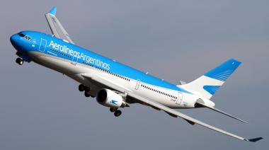 Cortés vuelve a Buenos Aires: viaje número 65 con gastos millonarios y resultados inciertos