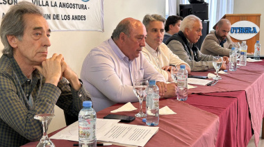 Gastronómicos de Bariloche debatieron y rechazaron la reforma laboral del Gobierno nacional