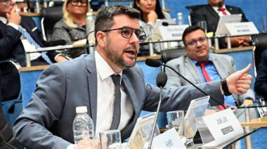 Berros repudió las amenazas a periodistas de Bache3000 y exigió una investigación urgente