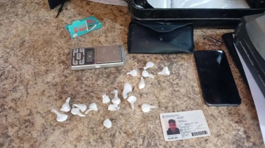 Allanamiento por amenaza de bomba derivó en el secuestro de cocaína y una planta de marihuana