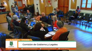 El Ejecutivo defendió su plan de sumar cargos políticos mientras los concejales cuestionaron el gasto