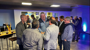 Cortés y el Círculo Rojo del turismo fuman la pipa de la paz: el intendente participó del cierre de año de los empresarios hoteleros