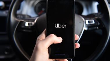 Cortés vetó casi toda la ordenanza que regulaba Uber