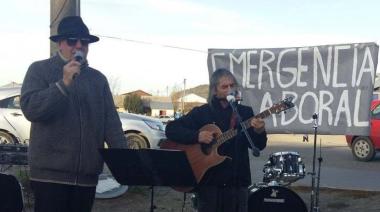 Preocupación por la salud de Luis Bravo, creador del mítico bar "Clanestino"