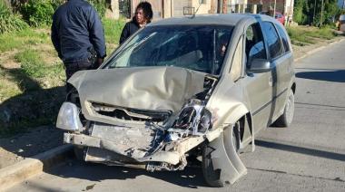 Detenido por tenencia ilegal de arma de fuego tras ser encontrado en vehículo chocado