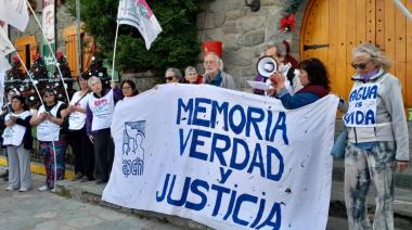 Organizaciones sociales y gremiales marcharon por los Derechos Humanos en Bariloche