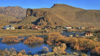 Veinte años después, vuelven a lotear el Anfiteatro del Limay