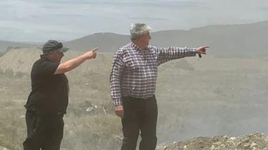 Cortés convoca a extraordinarias por urgencia en el vertedero: "Tenemos ataques intencionales de incendio todos los días"