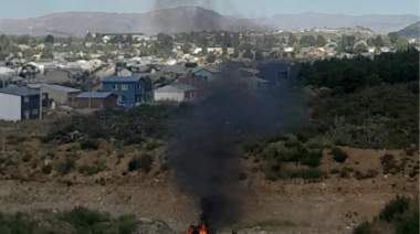 "Hay fuegos que se prenden a propósito": un nuevo incendio en el vertedero, la sospecha del Ejecutivo y una convocatoria a sesiones extraordinarias