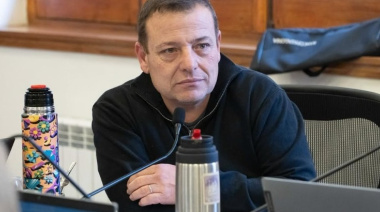 Ferrari sobre el intento de toma en barrio Malvinas: "llama la atención que vayan a buscar un lugar tan emblemático"