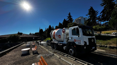El municipio avanza con obras en la Costanera y un nuevo estacionamiento a 45°