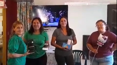 Crisis económica: vecinas se cansaron de buscar trabajo, se organizaron y realizan una feria para salir adelante