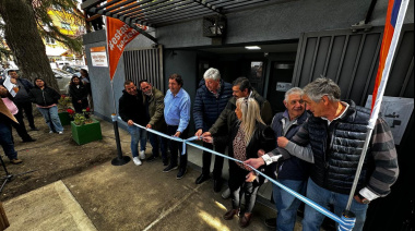 El municipio inauguró los esperados baños públicos del Centro Cívico