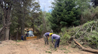 Avanza obra de desagües en Villa Lago Gutiérrez para acompañar la red de gas