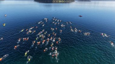 ​​​​​​​El Lago Nahuel Huapi fue escenario de una nueva edición de la Vuelta a la Huemul