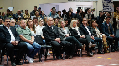 Lugares vacíos y chicanas: un inicio de sesiones que elevó aún más la tensión entre Cortés y concejales de la oposición