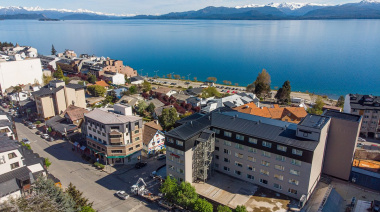 Bariloche recibió menos turistas en enero pero los que vinieron se quedaron más días