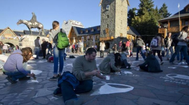 Hijos Bariloche convoca a marchar el 24 de marzo y advierte sobre el vallado a la estatua de Roca