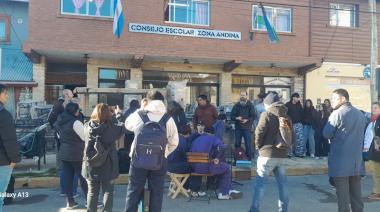 Estudiantes del CET 2 dieron una clase pública frente al Consejo de Educación