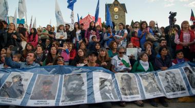 Este martes marchan por los 50 años del golpe y habrá repintada de pañuelos