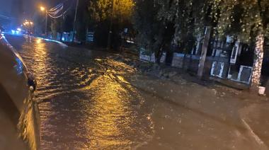 Inauguraron la calle Habana el viernes y el sábado ya estaba inundada