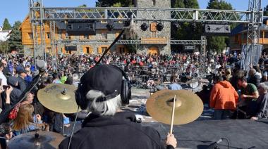 (Video) Sesenta y tres baterías, un solo golpe: Bariloche tuvo su ritual