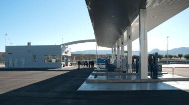 Nafta a $1912: el combustible que aumentó un 500% en dos años e impacta en precios