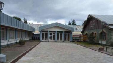 Otra amenaza en Bariloche: ahora es el CET 2 y dice "Tiroteo lunes 20"