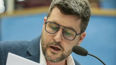 Un proyecto de ley busca que la ministra de Educación no pueda ausentarse de la paritaria docente