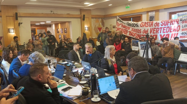 Una sesión extraordinaria en feriado para votar el pliego del vertedero