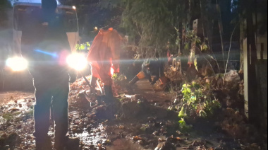 ​​​​​​​Cuadrillas municipales trabajaron toda la jornada y parte de la noche para contener el temporal en Bariloche