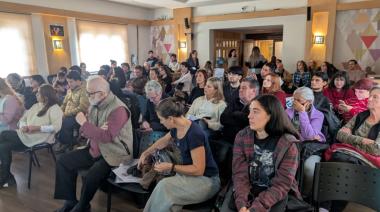 "No puede haber personas sanas en territorios enfermos": vecinos, médicos y la Defensora del Pueblo expusieron por el vertedero