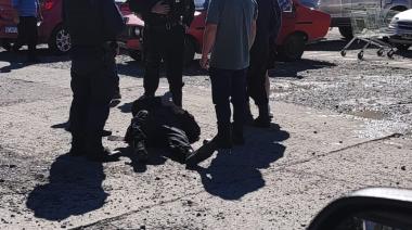 ​​​​​​​Un policía fue atropellado por un ladrón que huía del Chango Más tras un robo