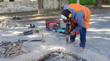 Aguas Rionegrinas lanza un plan de bacheo para restaurar las calles intervenidas por obras hídricas