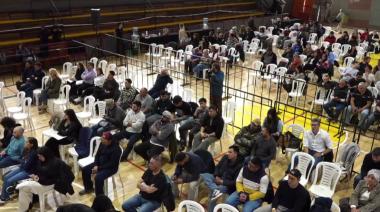 La audiencia del cerro: ocho horas en las que Bariloche discutió su futuro sin romperse la cara
