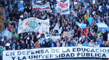 Presupuesto en caída, salarios por el piso y universidades vaciadas: Bariloche marcha hoy por la educación pública