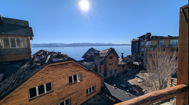 (VIDEO) Así quedó el Hotel Huemul, un ícono de casi 90 años, hecho cenizas