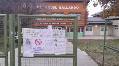 Ratas en las aulas: protestas y clases normales en plena crisis sanitaria del colegio Ángel Gallardo