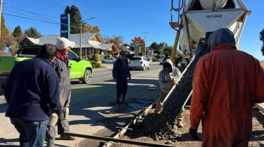 El Municipio avanza con obras de infraestructura en Bustillo y suma nuevos trabajos en el Gimnasio del barrio Arrayanes