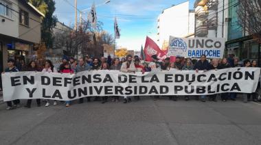 Cuarta marcha federal: miles salieron en defensa de la universidad pública en Bariloche