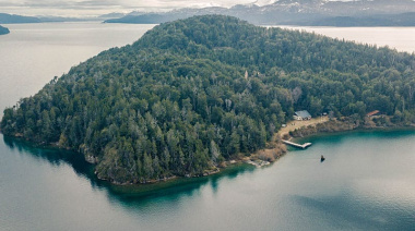 Una excursión a la Isla Huemul: Cortés llevó la agenda turística de Bariloche al lanzamiento nacional de la temporada de invierno