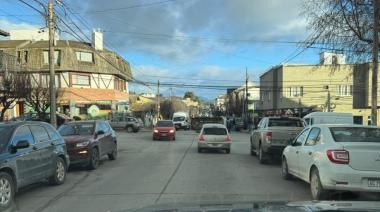 Choque y vuelco en pleno centro: un vehículo terminó tumbado en Elflein y Ruiz Moreno