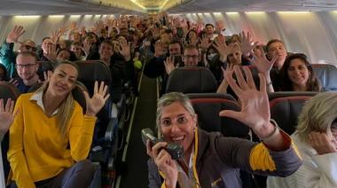Ex trabajadores de Flybondi reclaman pagos adeudados tras acuerdos de desvinculación firmados ante escribano