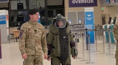 "¿Lleva algo peligroso?" "Solo una bomba": crónica de un chiste que salió pésimo en el aeropuerto de Bariloche