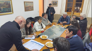 Cortés y Weretilneck encabezaron una mesa de trabajo por la conectividad y los servicios de Bariloche