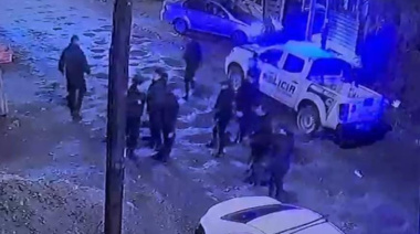 La Justicia allanó la Comisaría 42 por la golpiza al vecino después del partido de Argentina